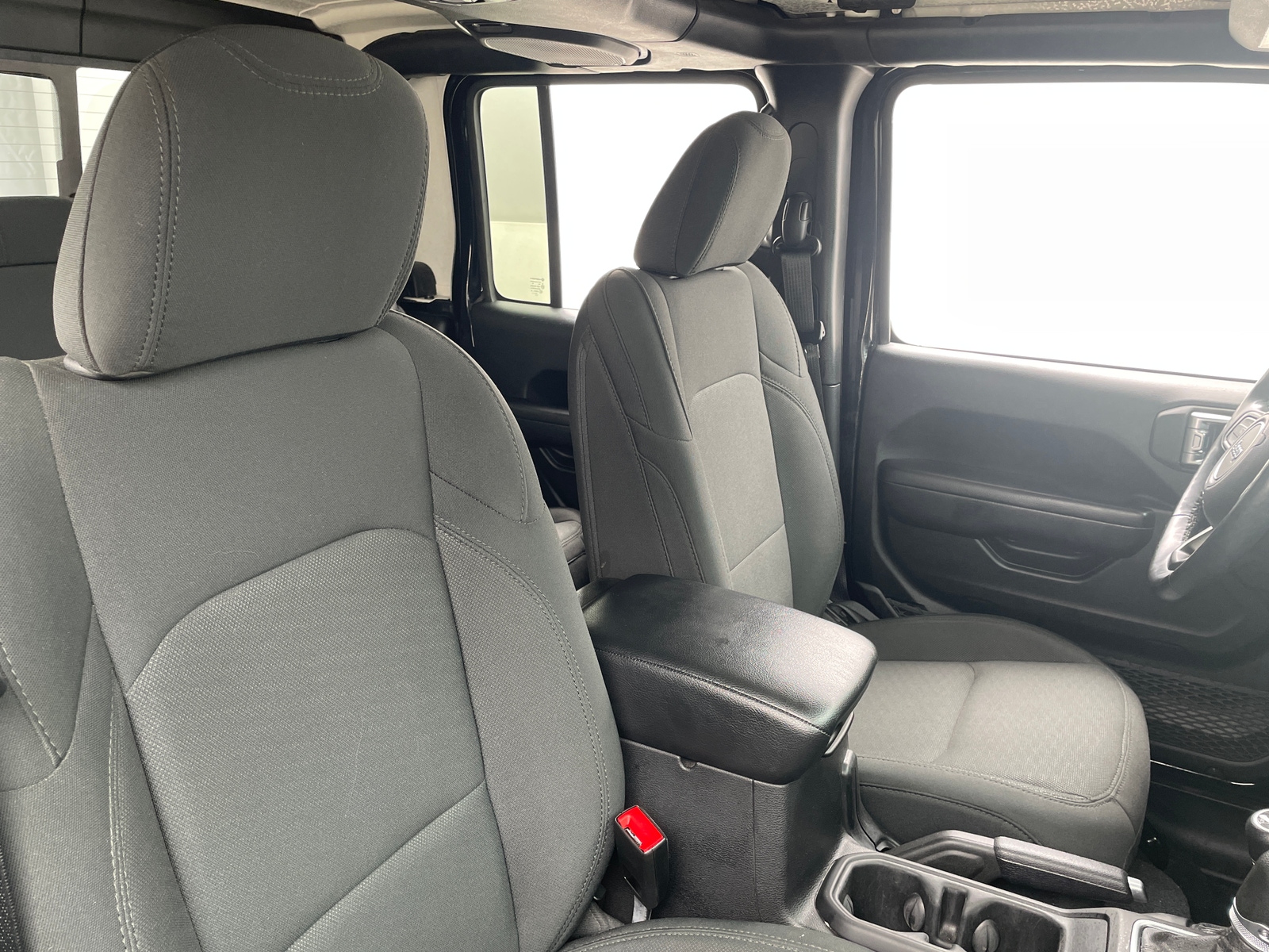 Thumbnail: 2020 Jeep Gladiator - 2