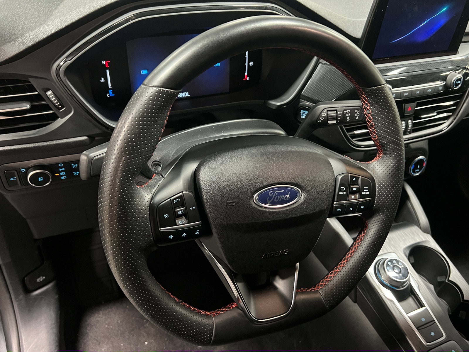 Thumbnail: 2025 Ford Escape - 5