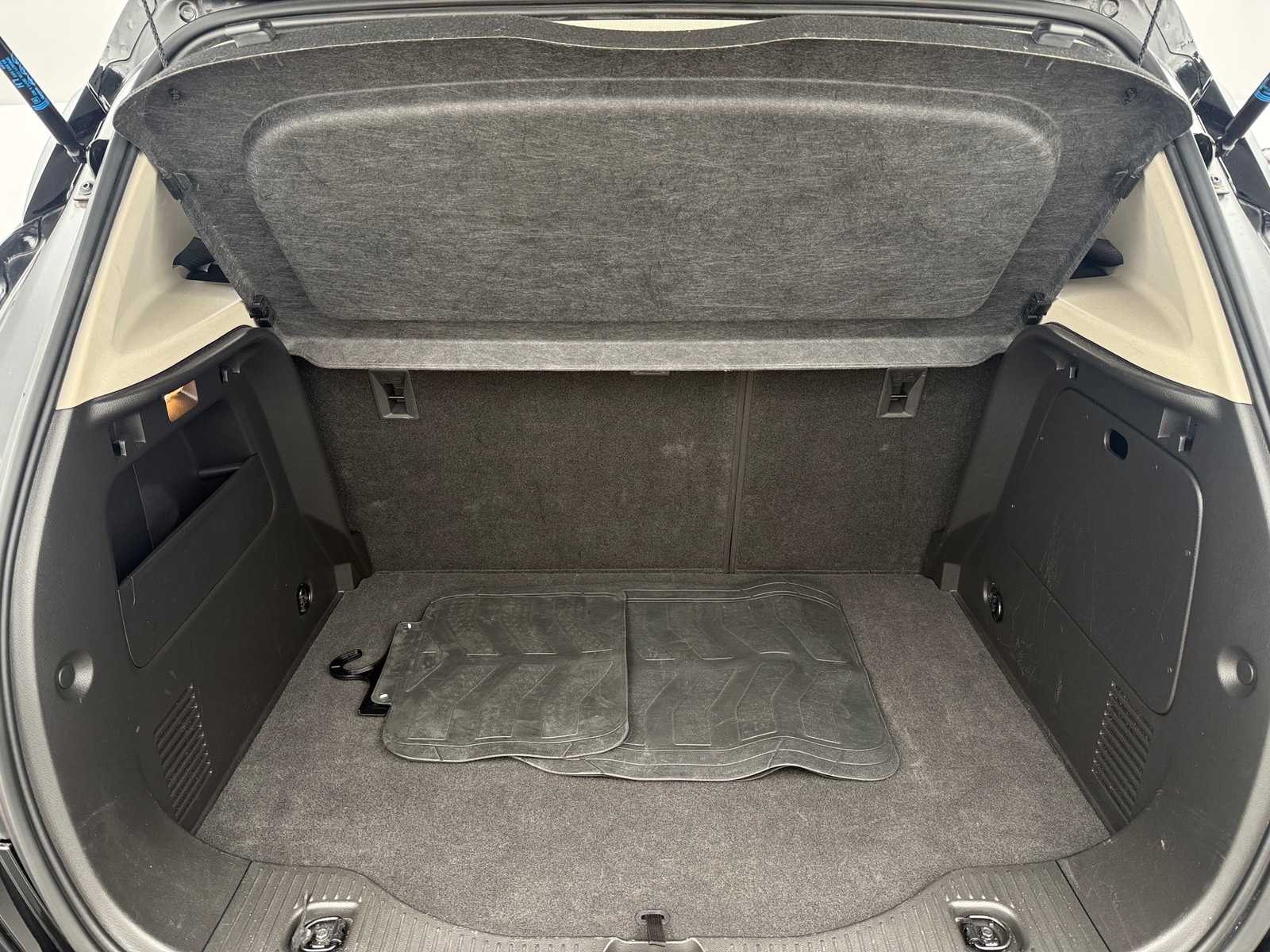Thumbnail: 2018 Buick Encore - 6
