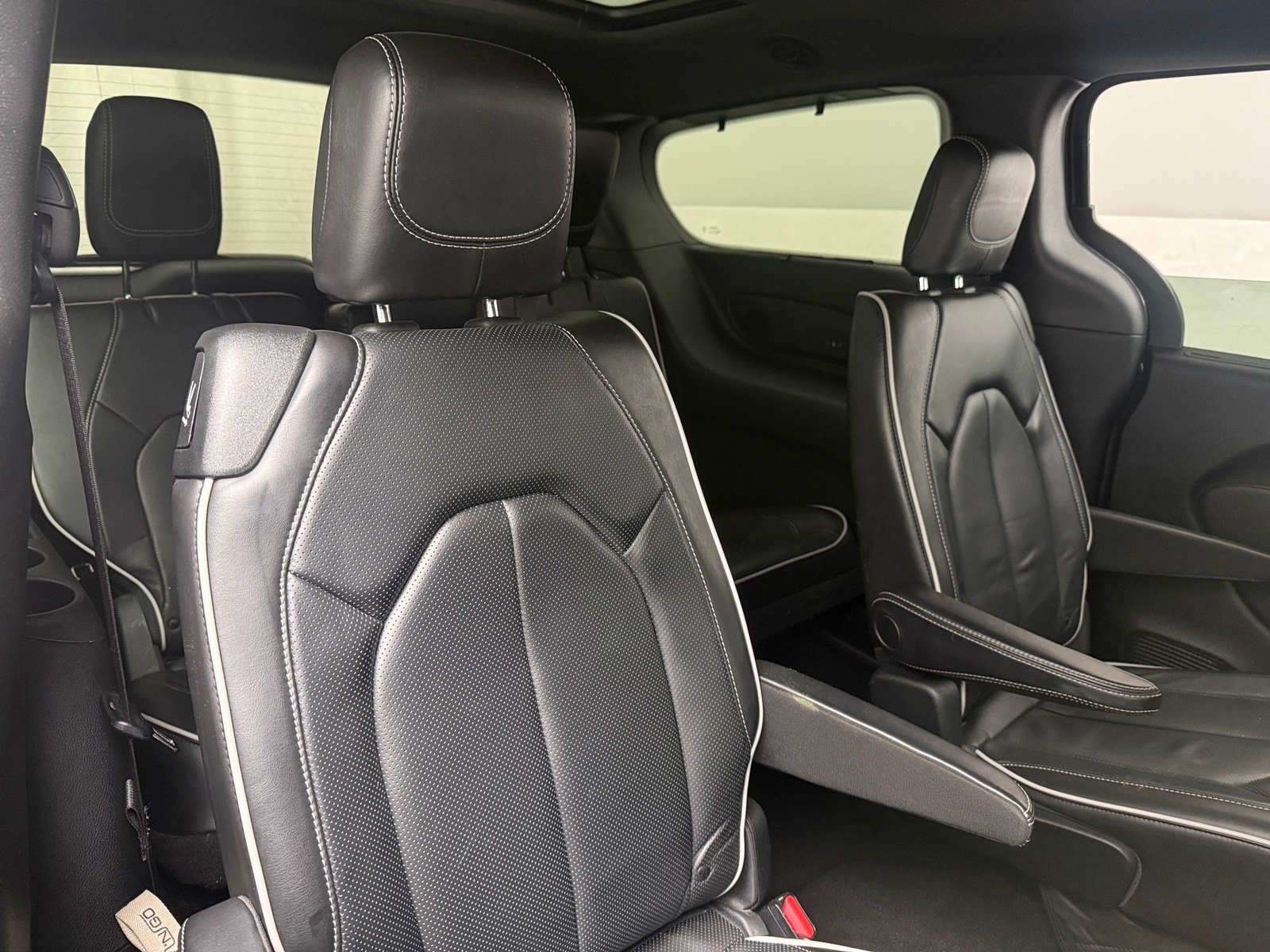 Thumbnail: 2019 Chrysler Pacifica - 5