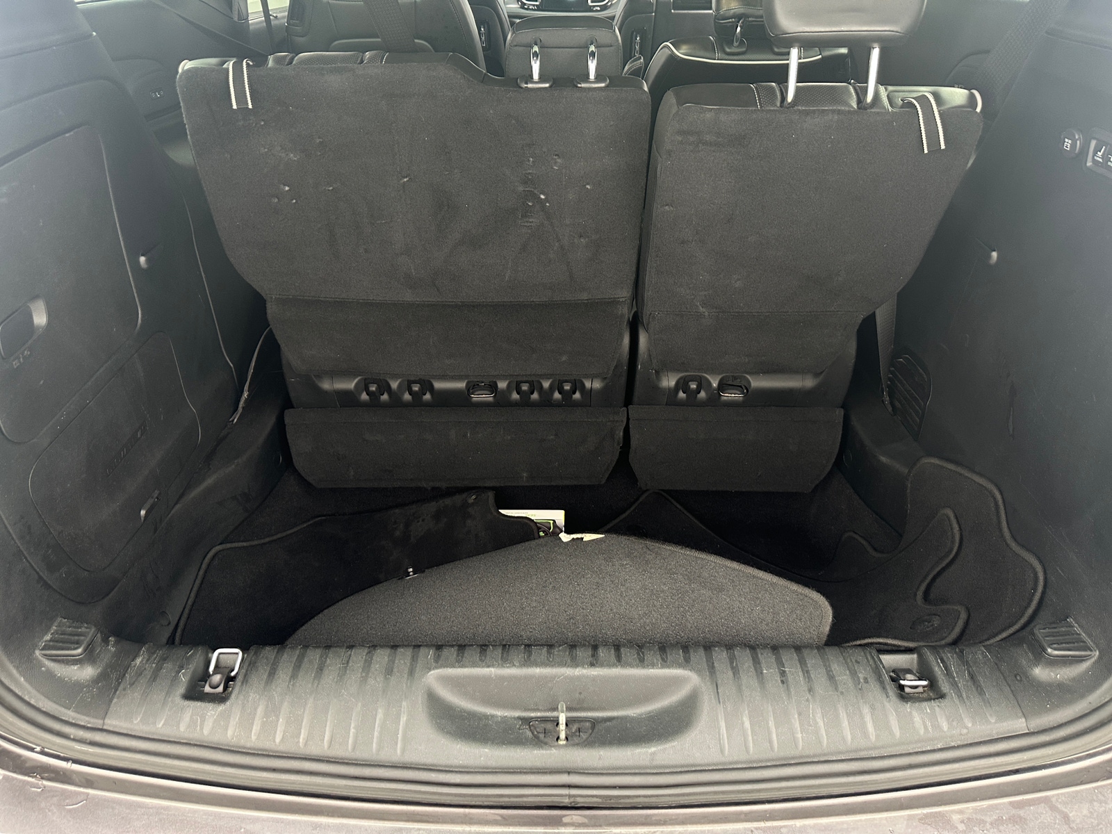 Thumbnail: 2019 Chrysler Pacifica - 6