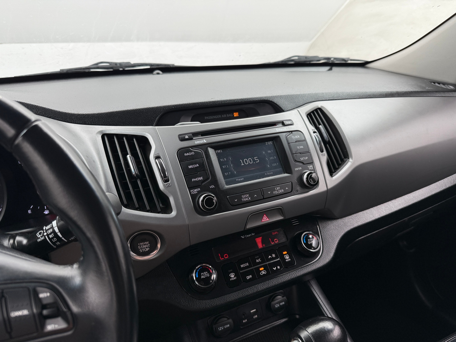 Thumbnail: 2016 Kia Sportage - 3