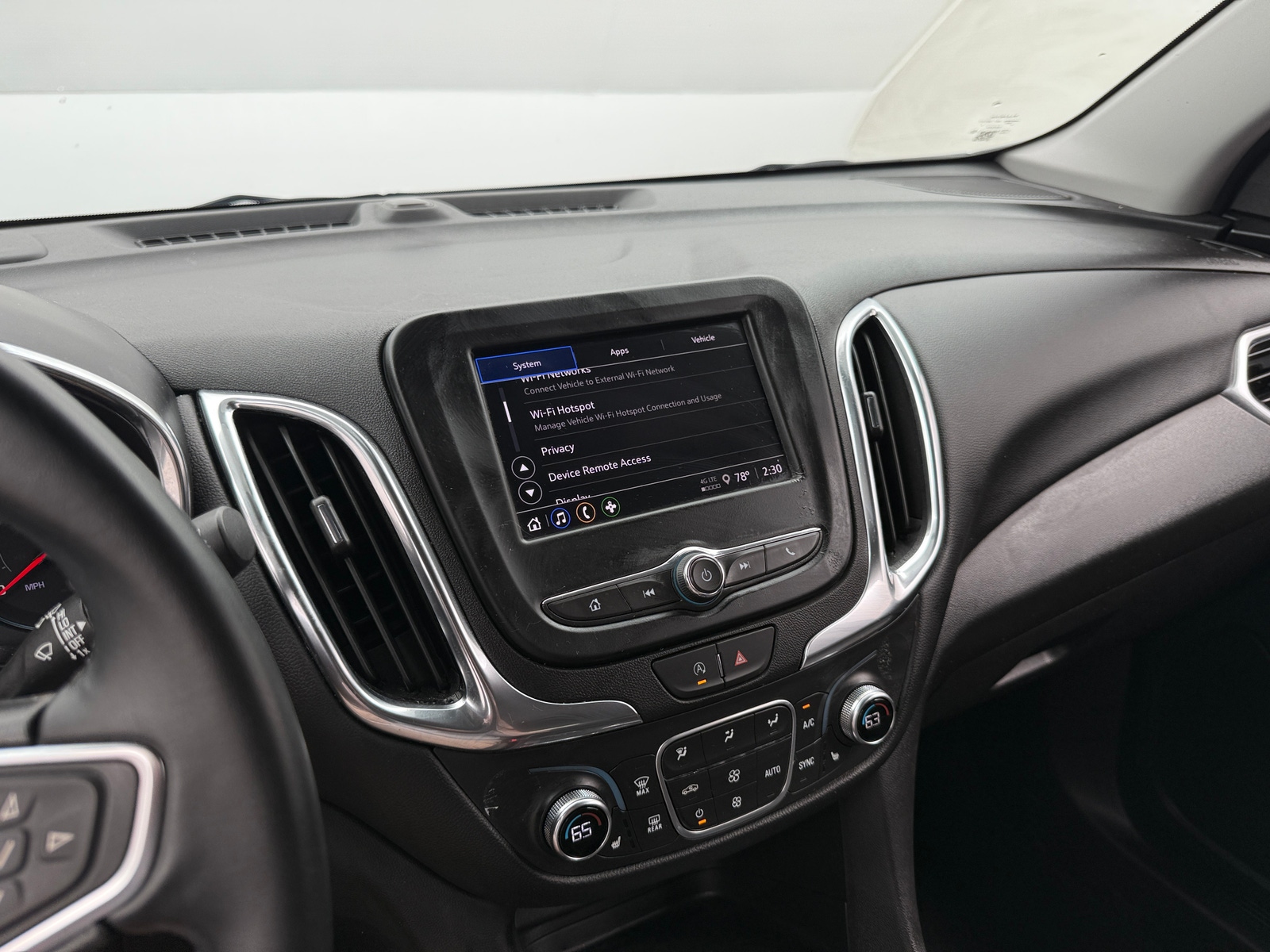 Thumbnail: 2024 Chevrolet Equinox - 4
