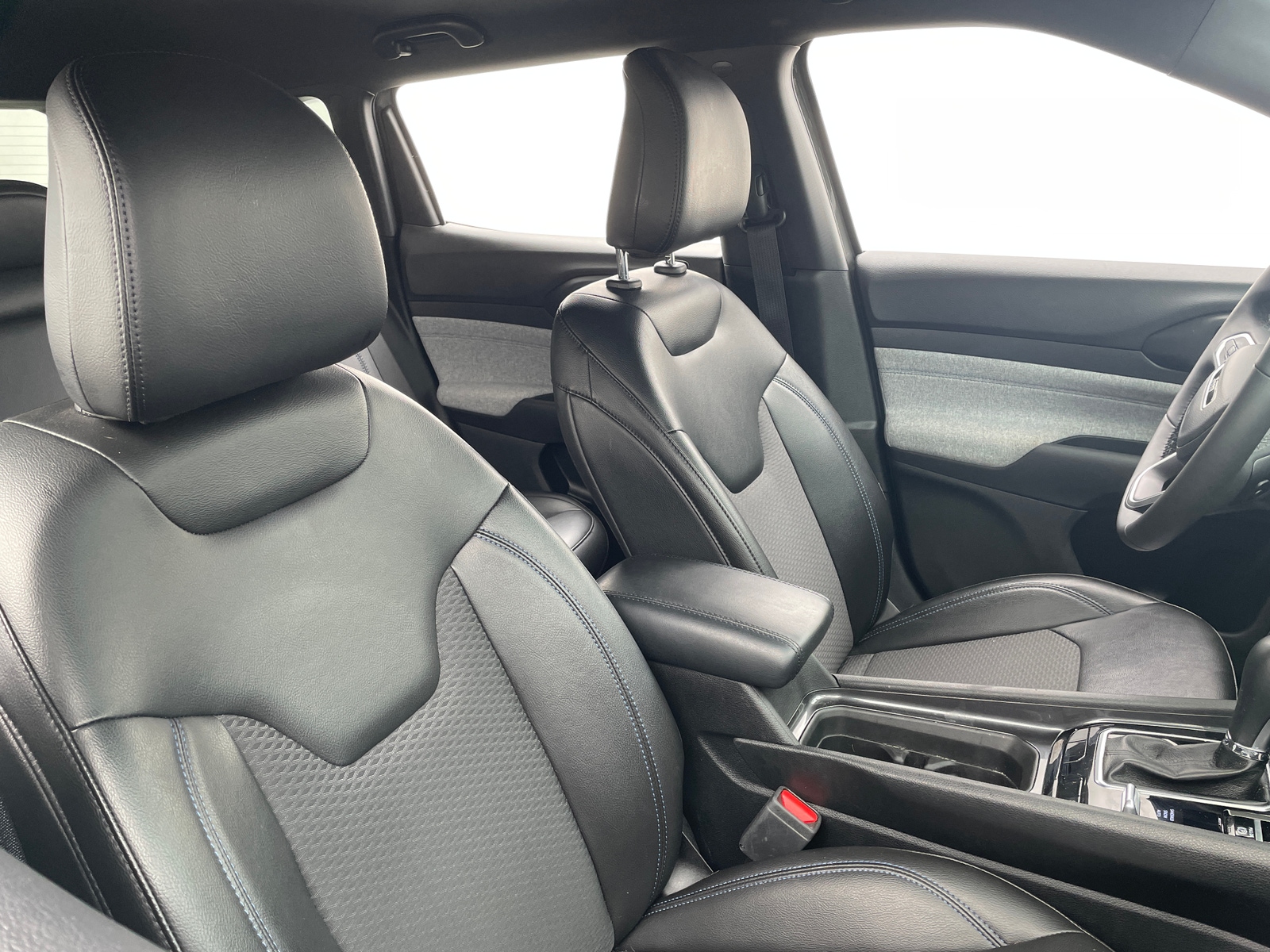 Thumbnail: 2023 Jeep Compass - 2