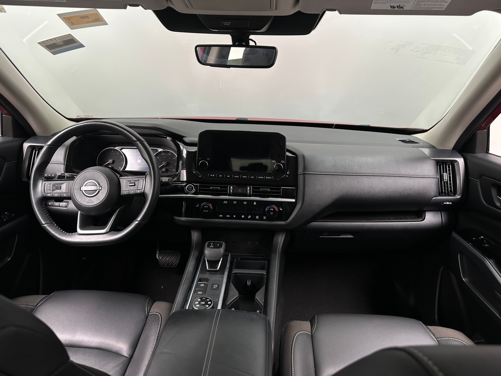 Thumbnail: 2023 Nissan Pathfinder - 2