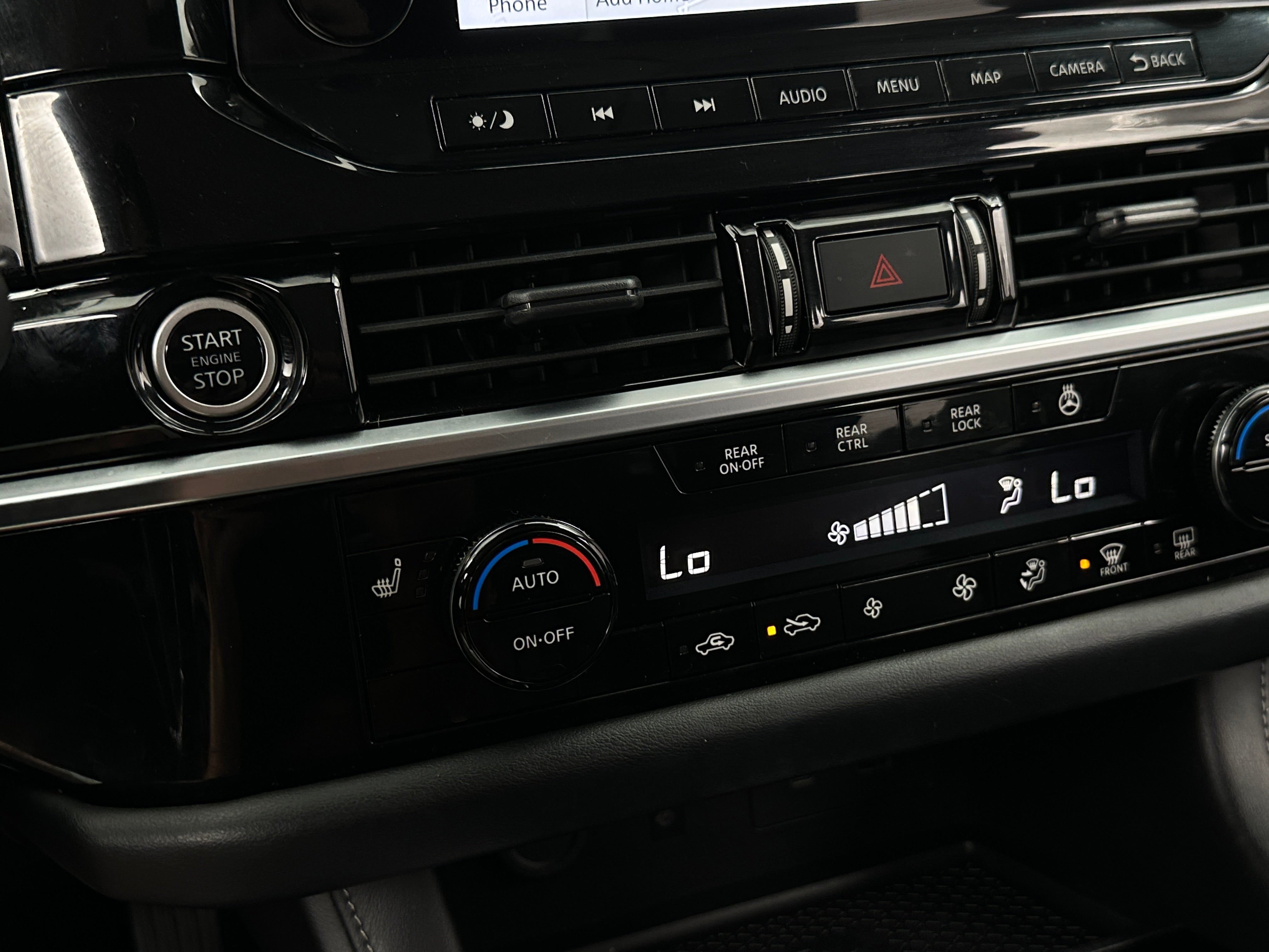 2023 Nissan Pathfinder SL - Photo 19