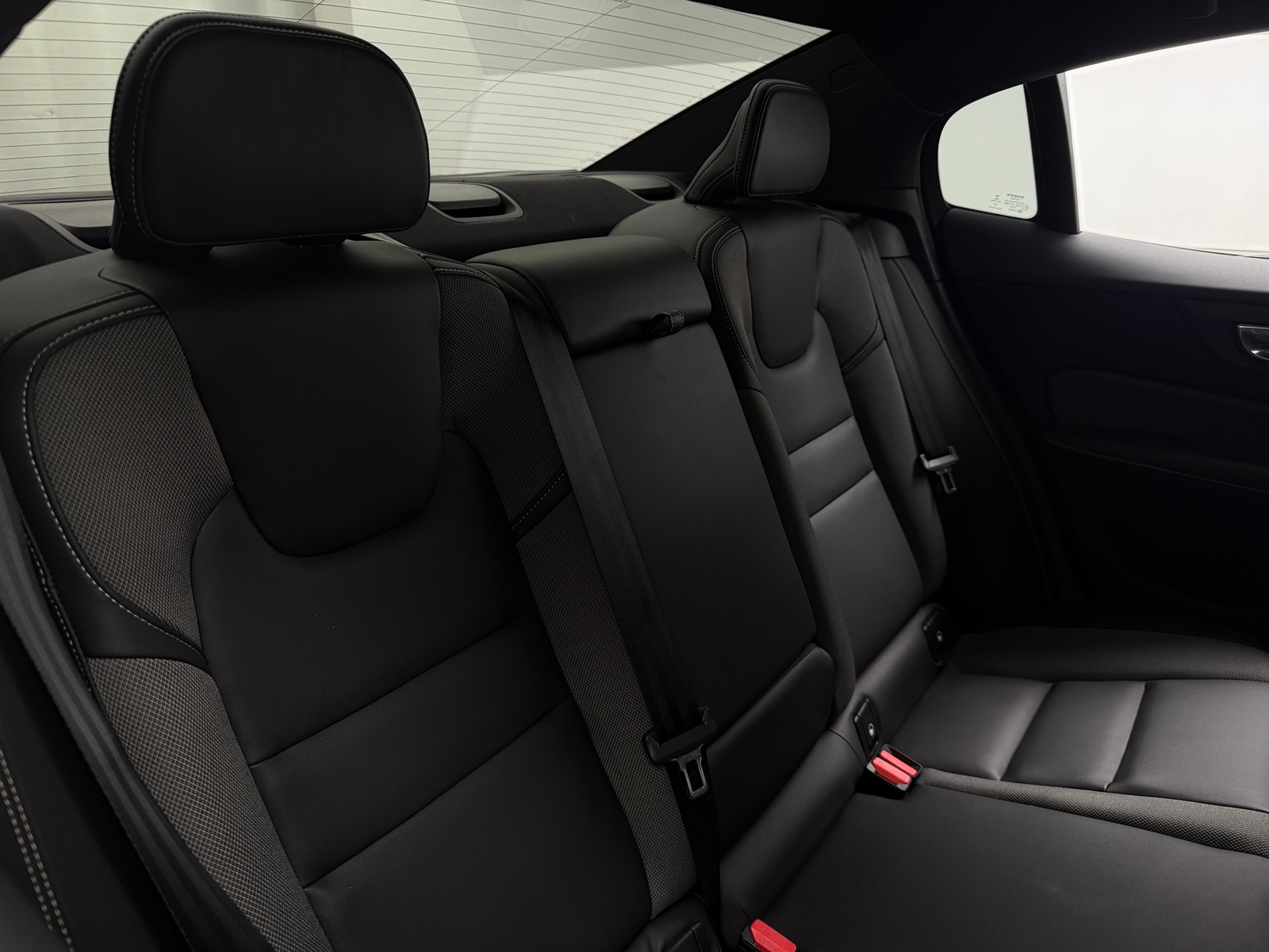 Thumbnail: 2024 Volvo S60 - 5