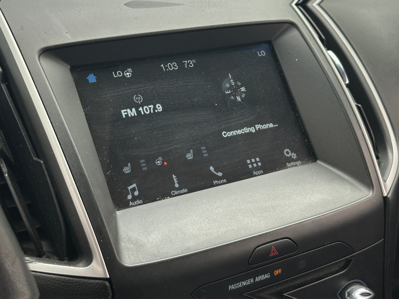 Thumbnail: 2017 Ford Edge - 3