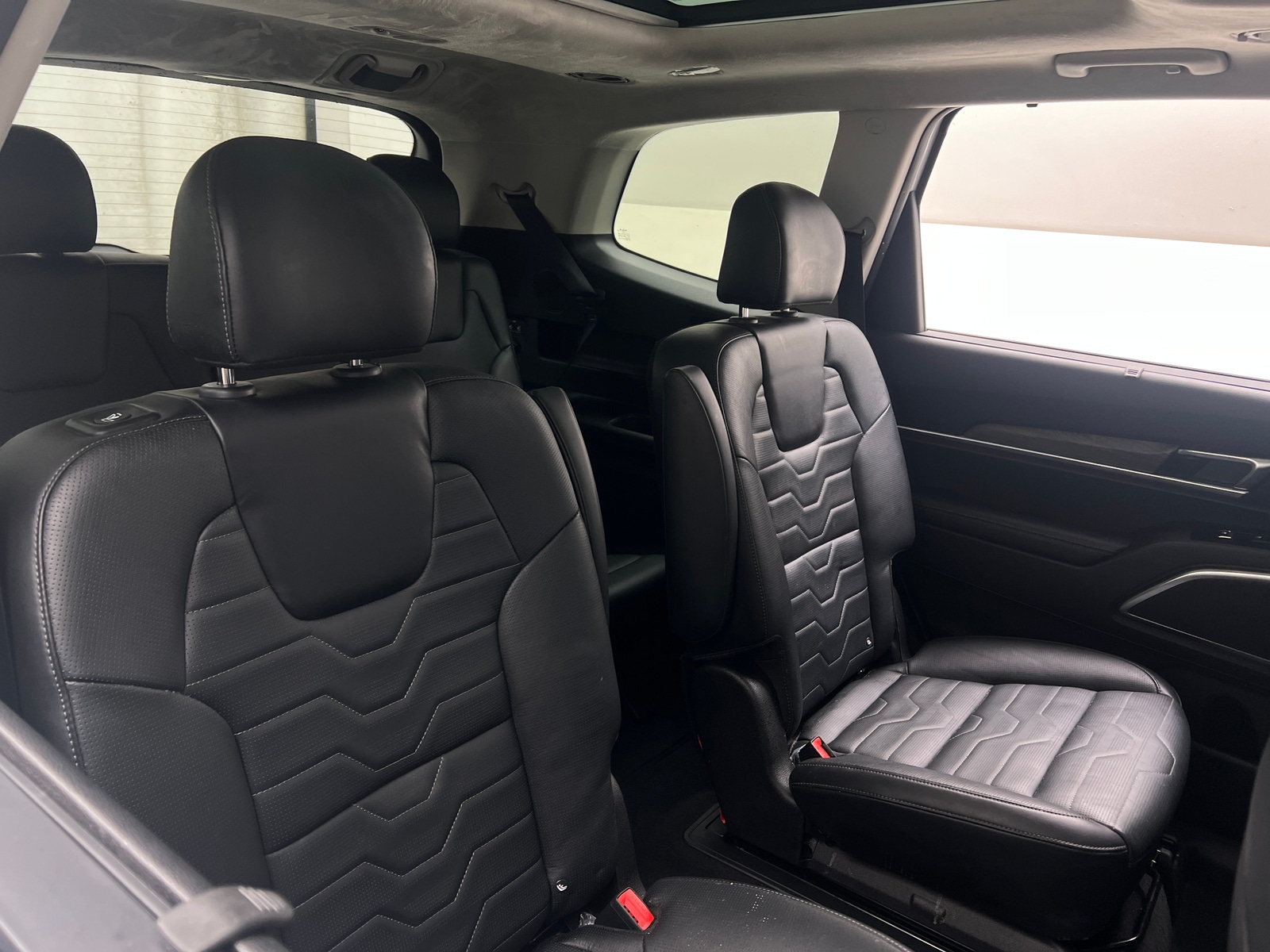 Thumbnail: 2022 Kia Telluride - 5