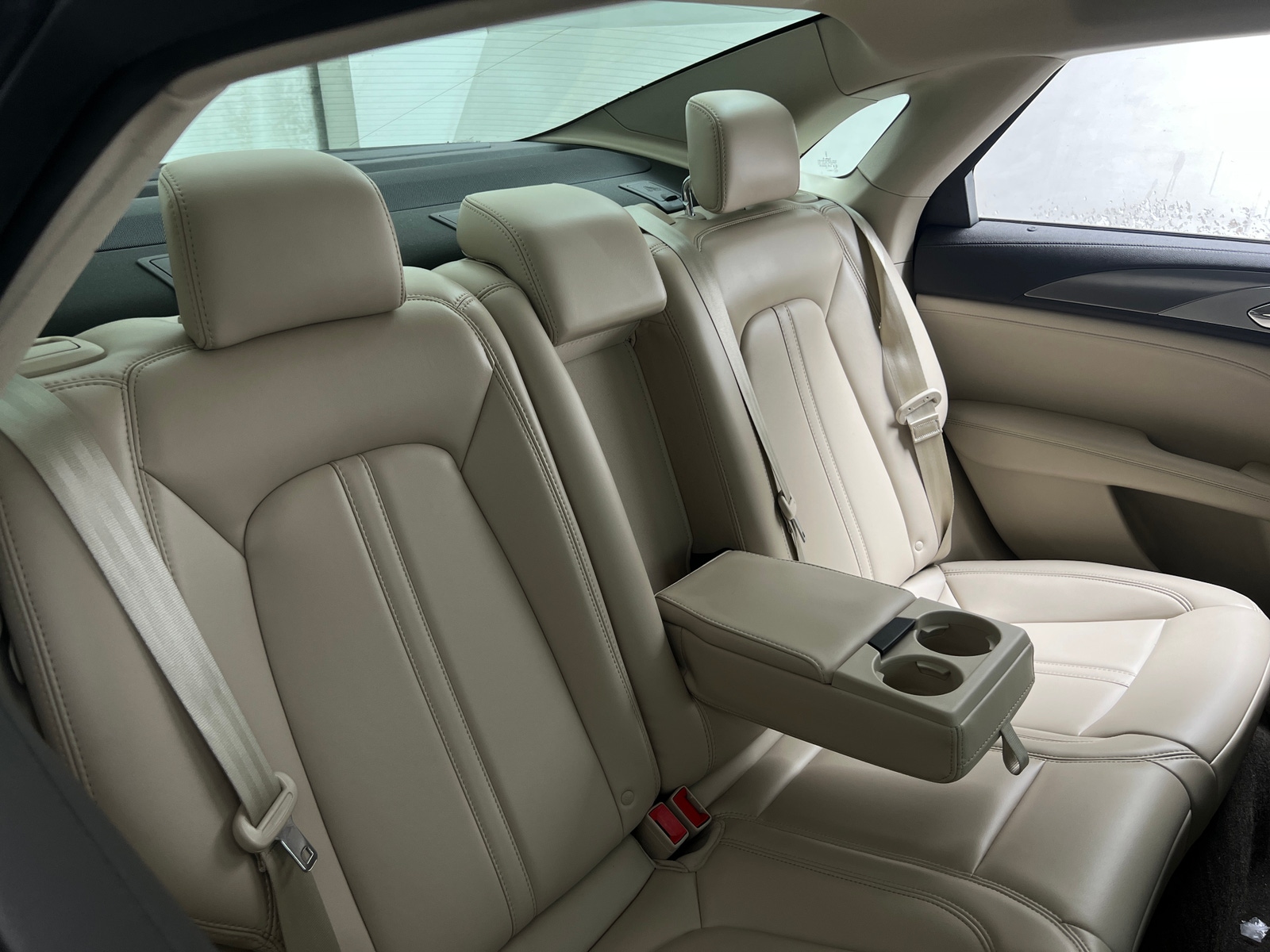 Thumbnail: 2020 Lincoln MKZ - 5