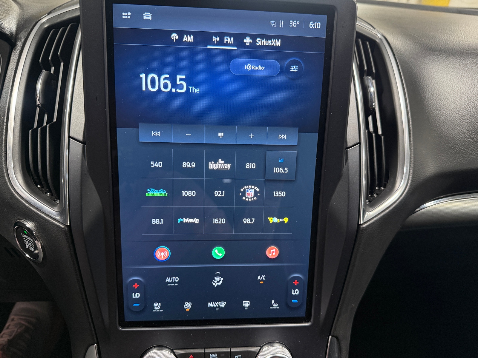 Thumbnail: 2023 Ford Edge - 3