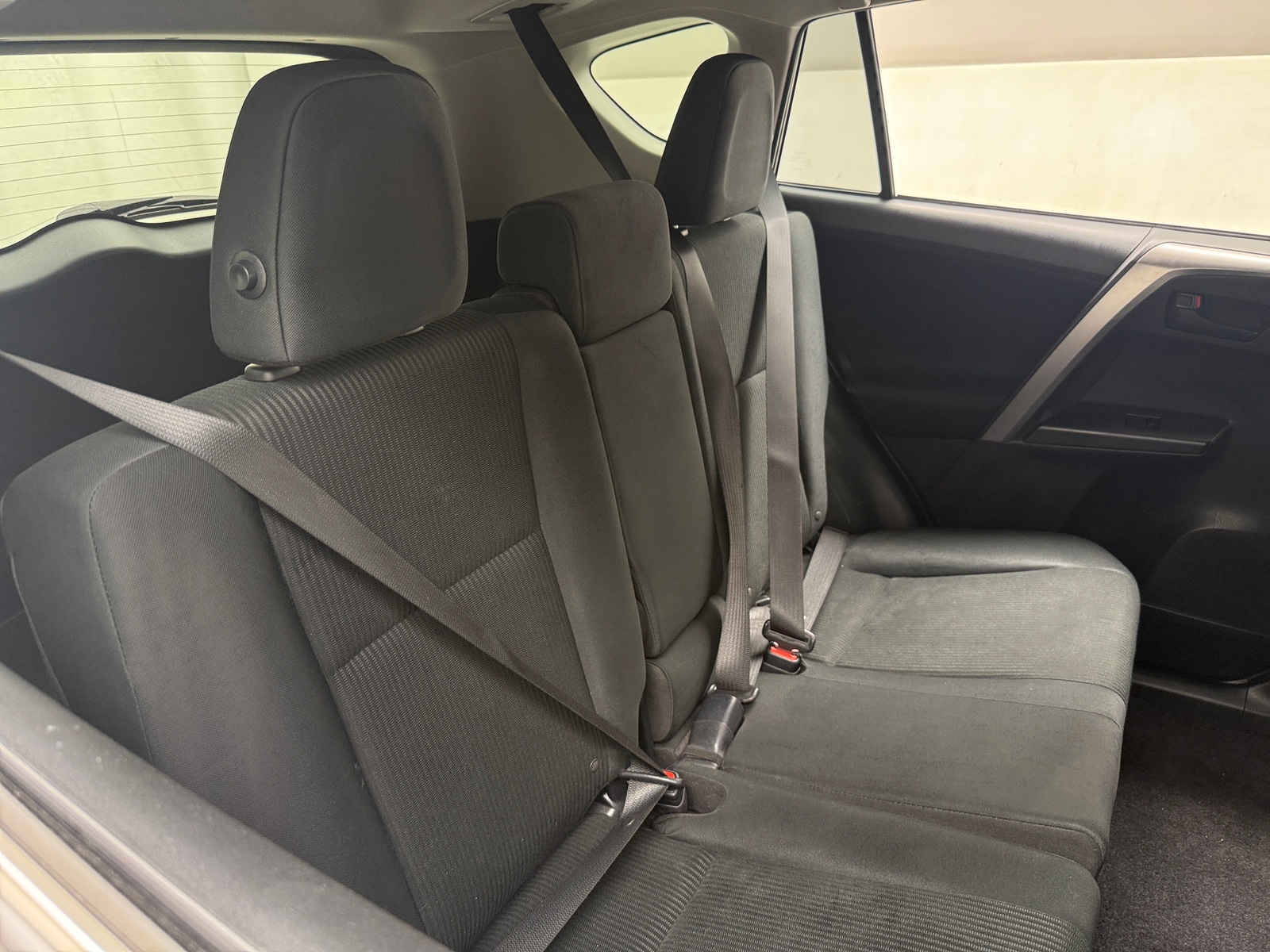 Thumbnail: 2018 Toyota RAV4 - 6