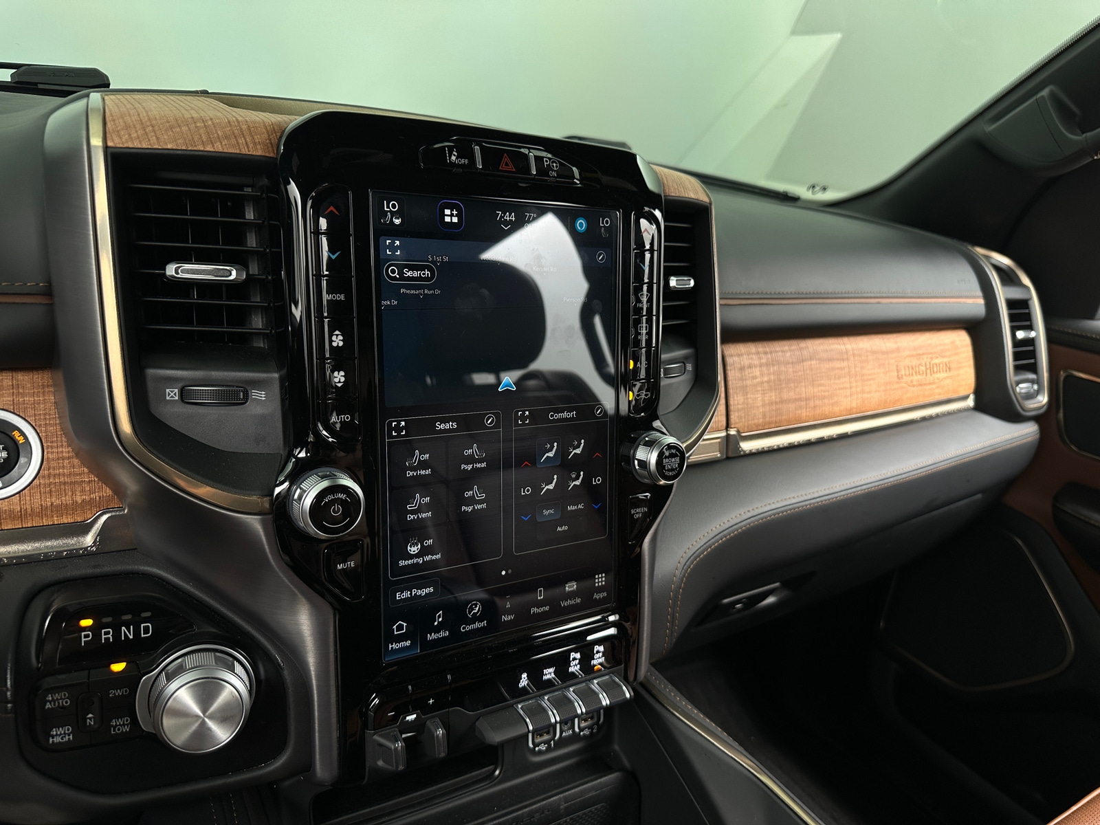 Thumbnail: 2022 RAM 1500 - 3