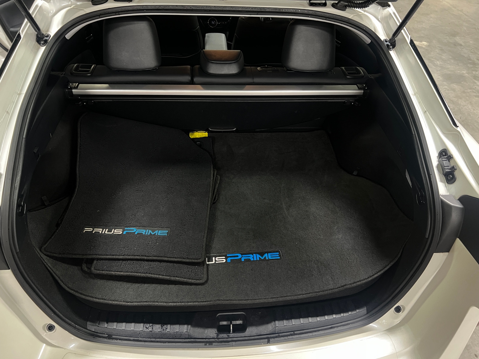 Thumbnail: 2020 Toyota Prius Prime - 7