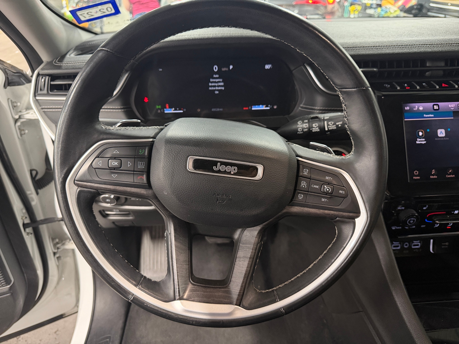 Thumbnail: 2022 Jeep Grand Cherokee L - 4