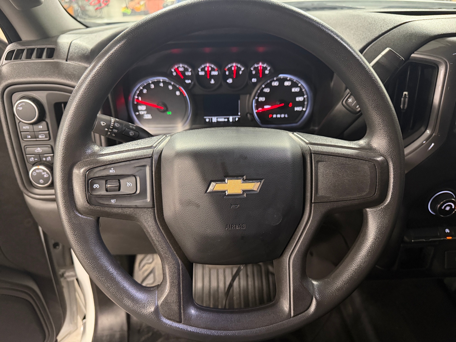 Thumbnail: 2020 Chevrolet Silverado 1500 - 5