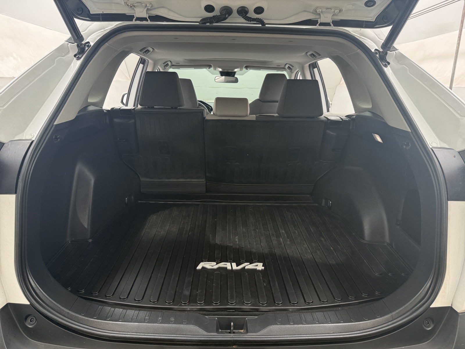 Thumbnail: 2023 Toyota RAV4 - 7