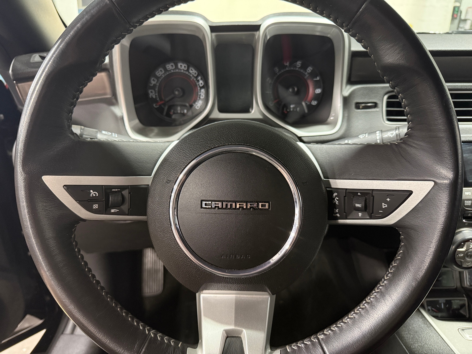 Thumbnail: 2011 Chevrolet Camaro - 4