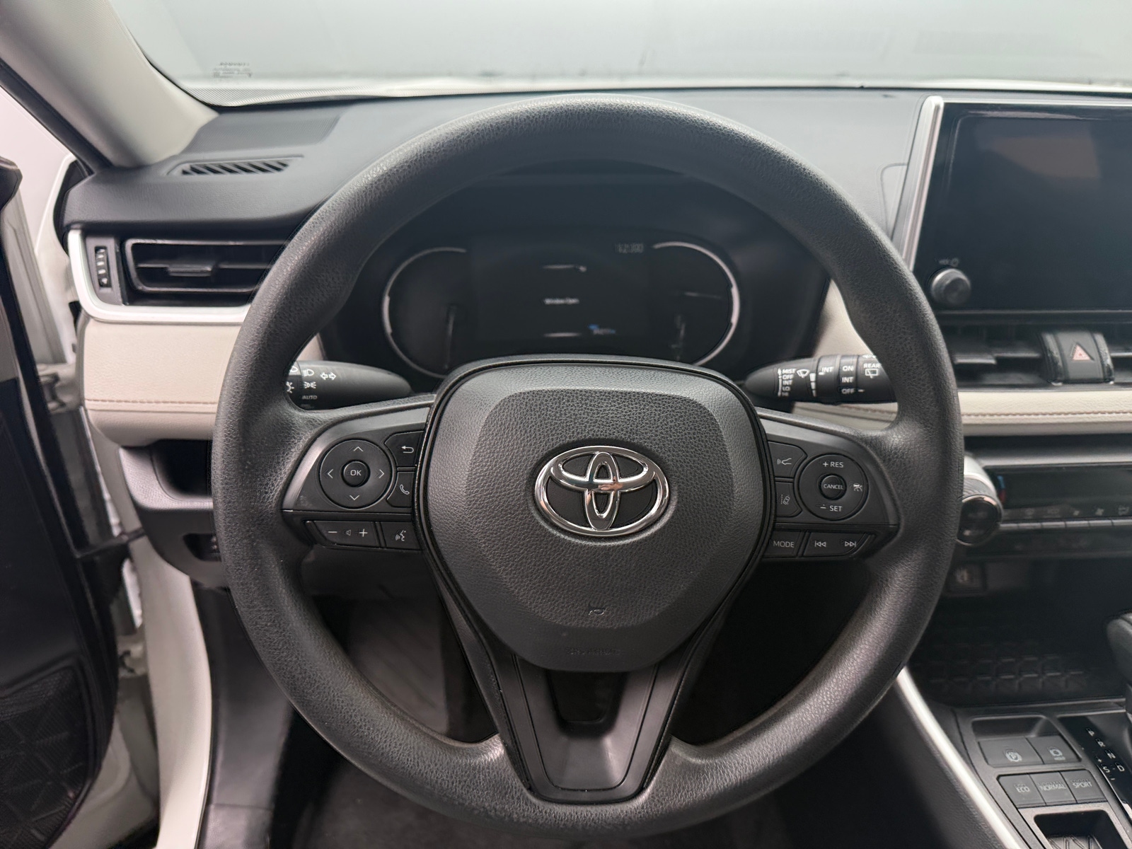 Thumbnail: 2024 Toyota RAV4 - 5