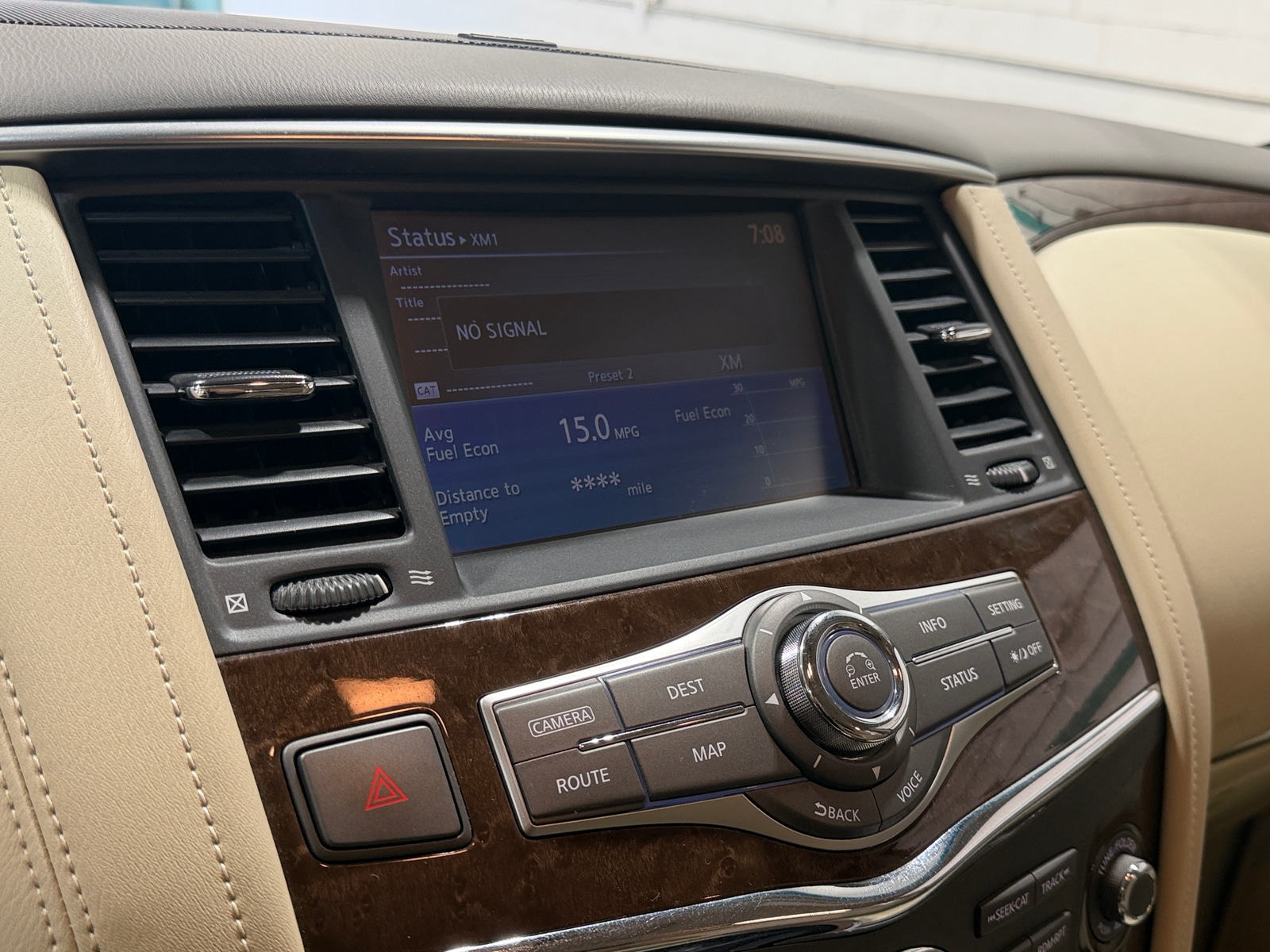 Thumbnail: 2015 INFINITI QX80 - 3