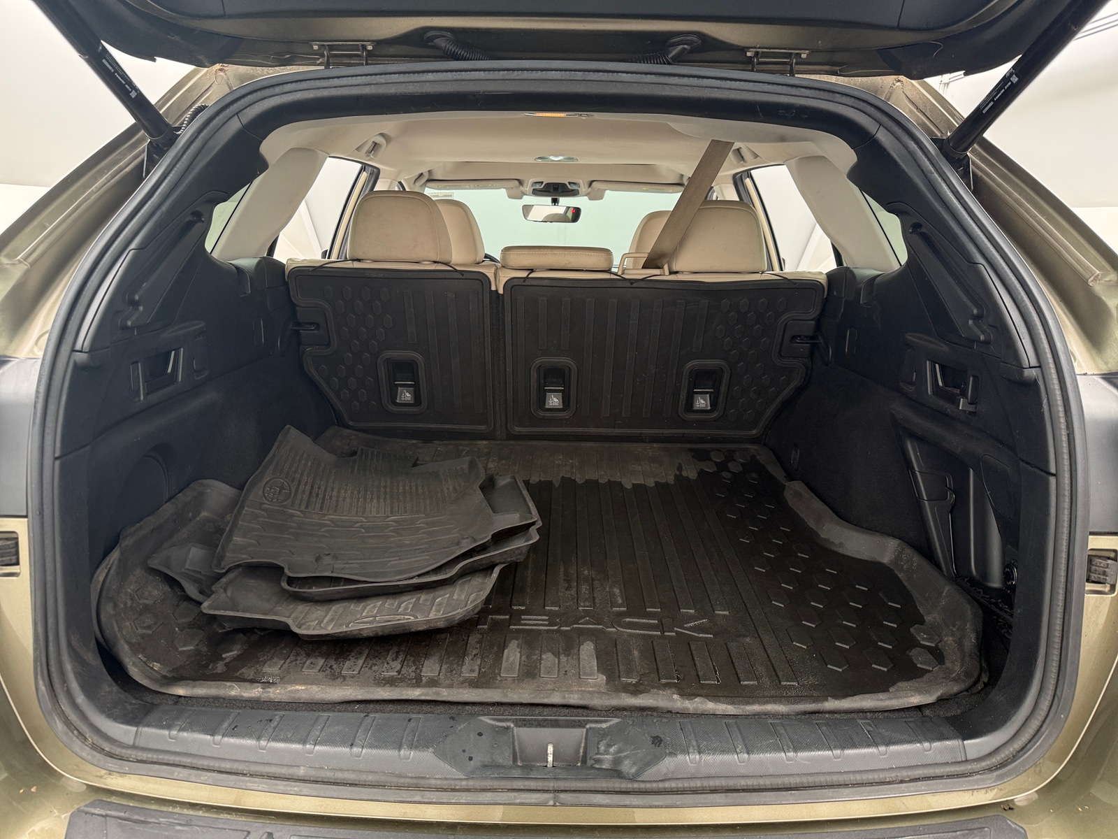 Thumbnail: 2020 Subaru Outback - 6