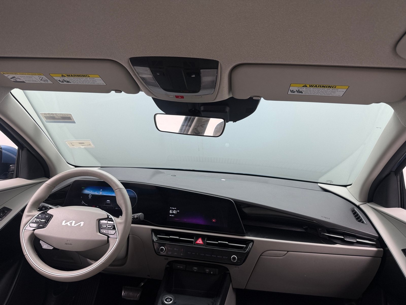 Thumbnail: 2023 Kia Niro - 2