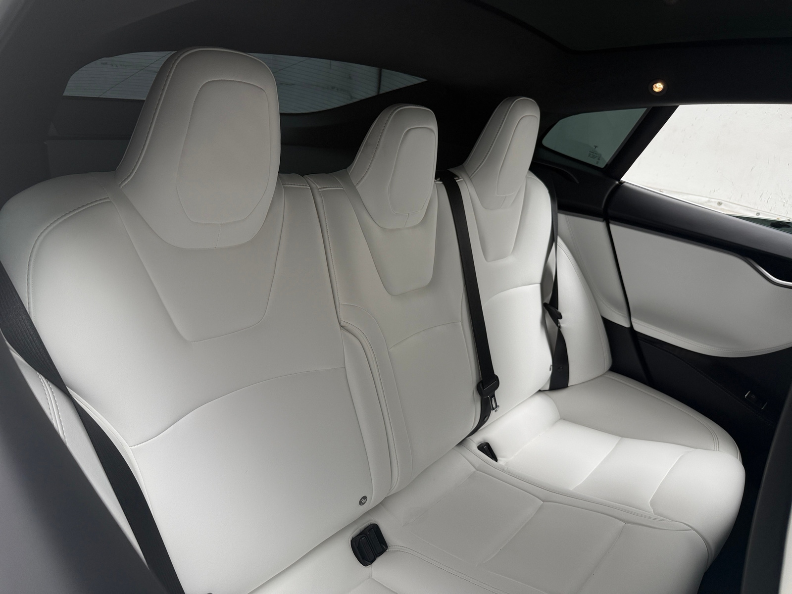 Thumbnail: 2018 Tesla Model S - 6