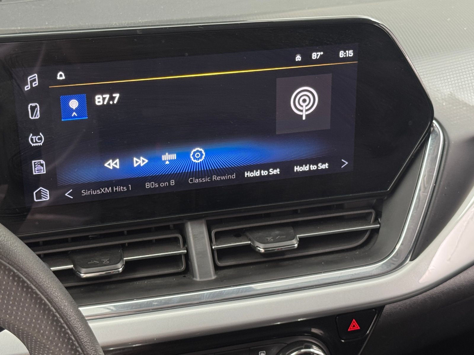 Thumbnail: 2025 Chevrolet Trax - 3