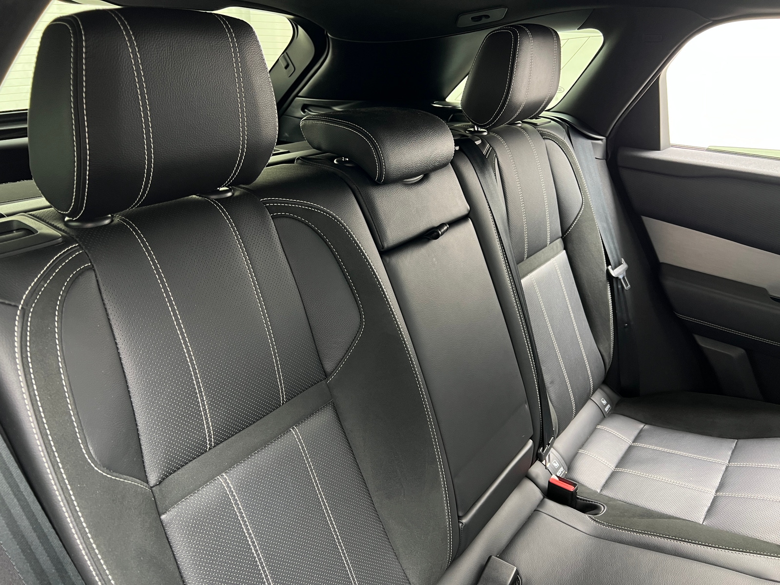 Thumbnail: 2020 Land Rover Range Rover Velar - 5