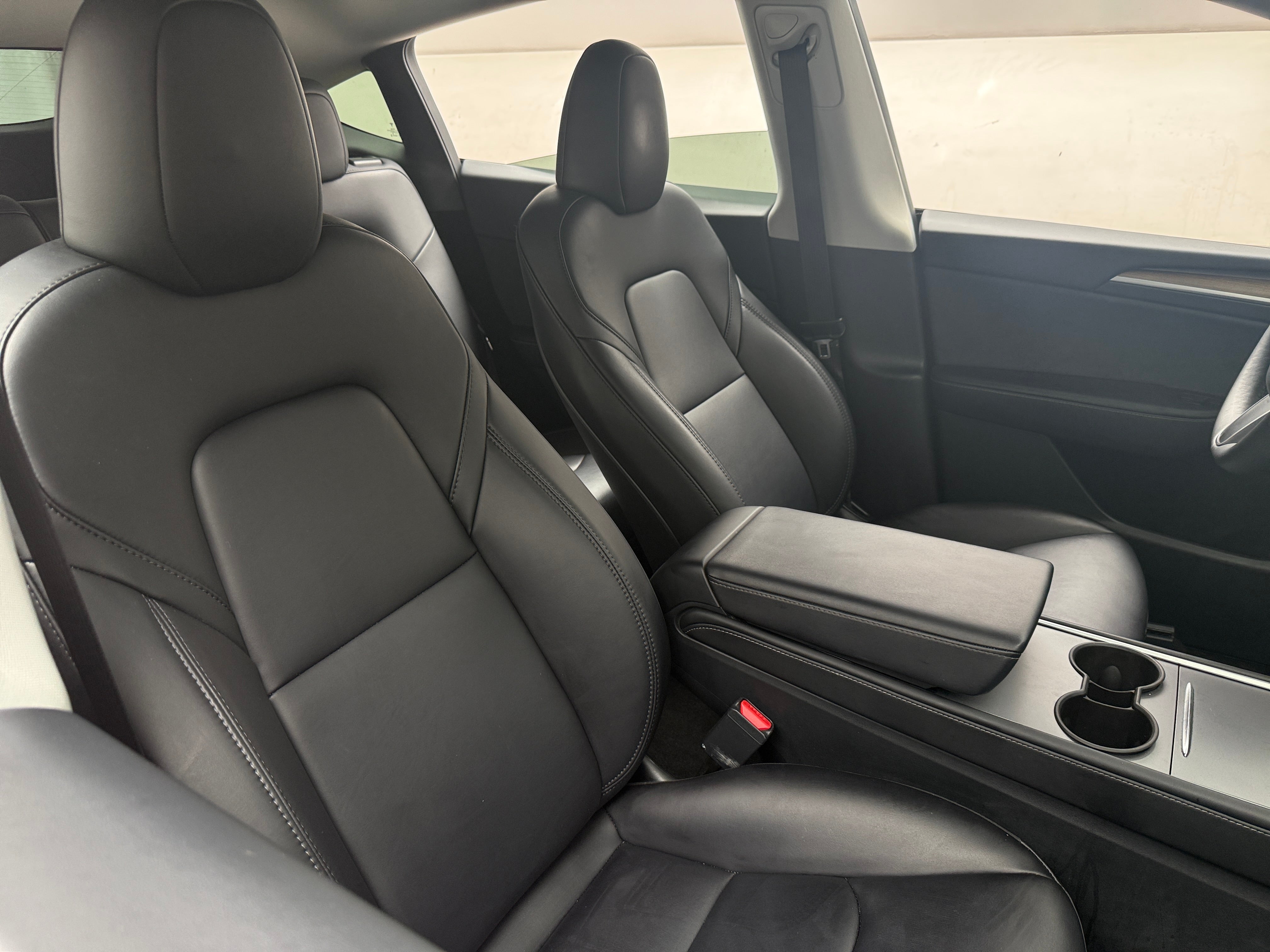 Used 2023 Tesla Model Y Performance with VIN 7SAYGDEF3PF747366 for sale in Oak Creek, WI