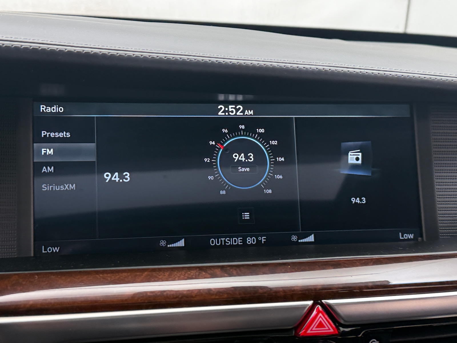 Thumbnail: 2019 Genesis G90 - 3