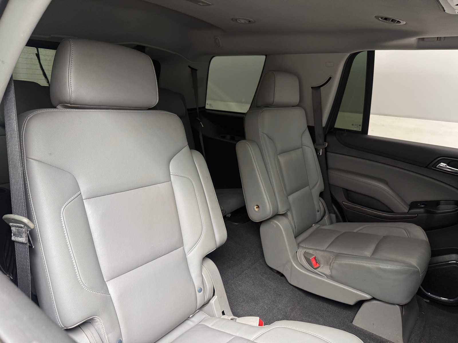 Thumbnail: 2020 Chevrolet Tahoe - 5