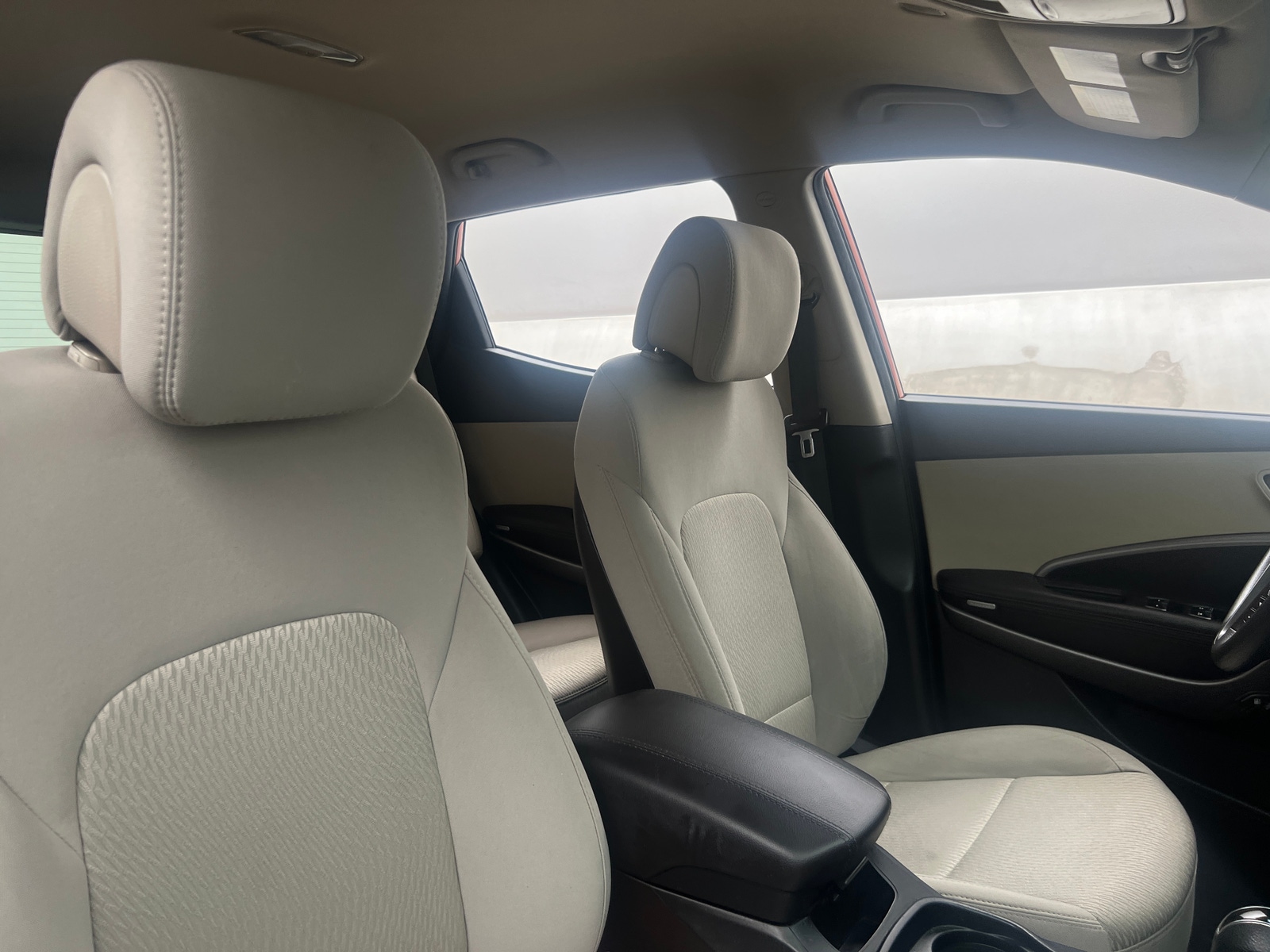 Thumbnail: 2016 Hyundai Santa Fe - 2