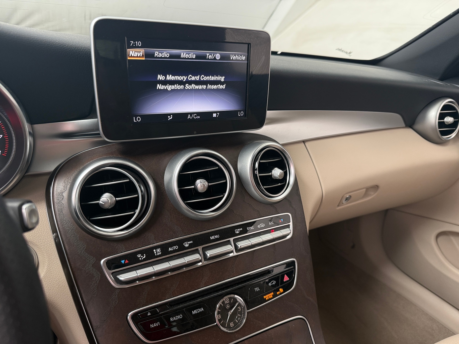 Thumbnail: 2018 Mercedes-Benz C-Class - 3
