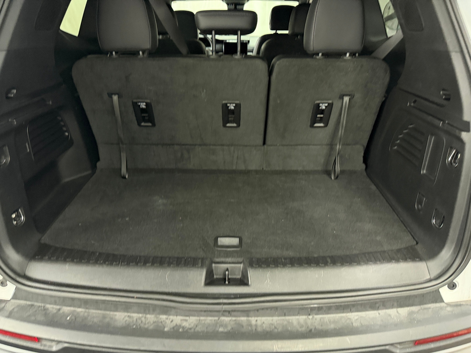 Thumbnail: 2026 GMC Acadia - 6