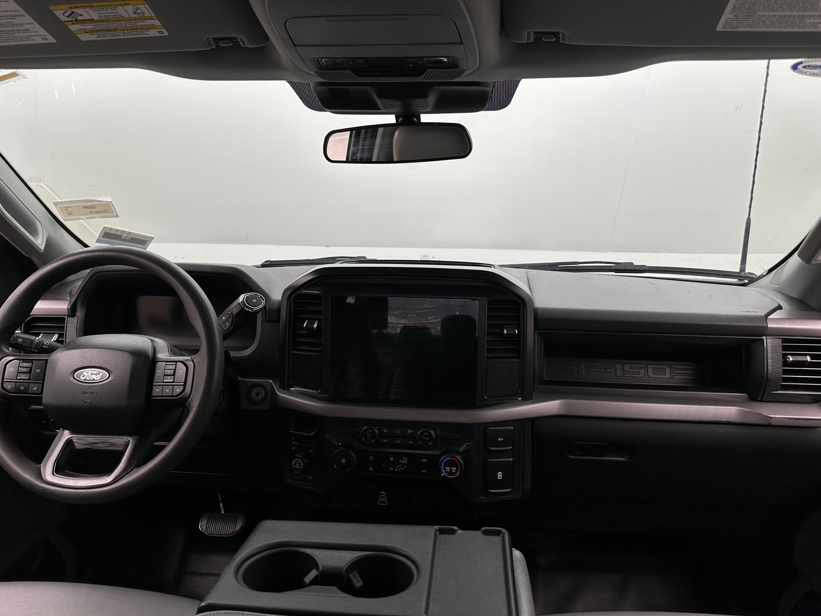 Thumbnail: 2025 Ford Econoline - 3