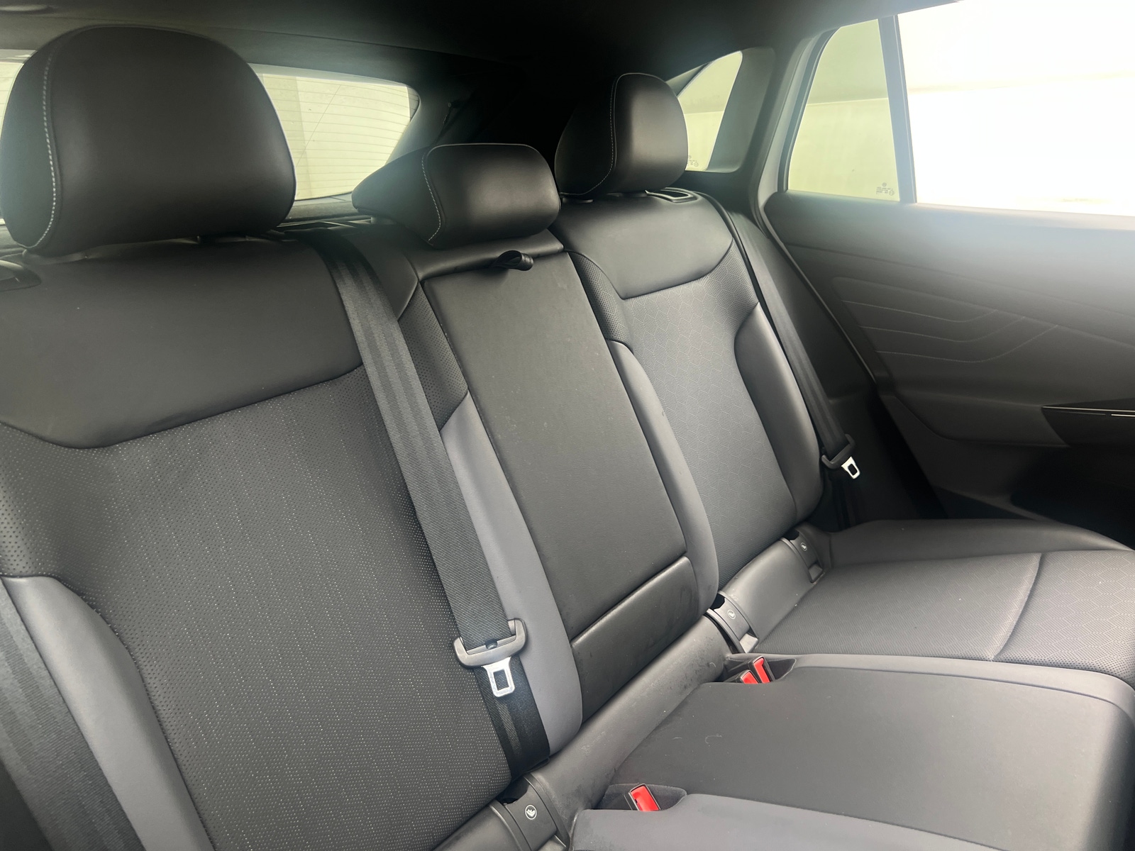 Thumbnail: 2023 Volkswagen ID.4 - 5