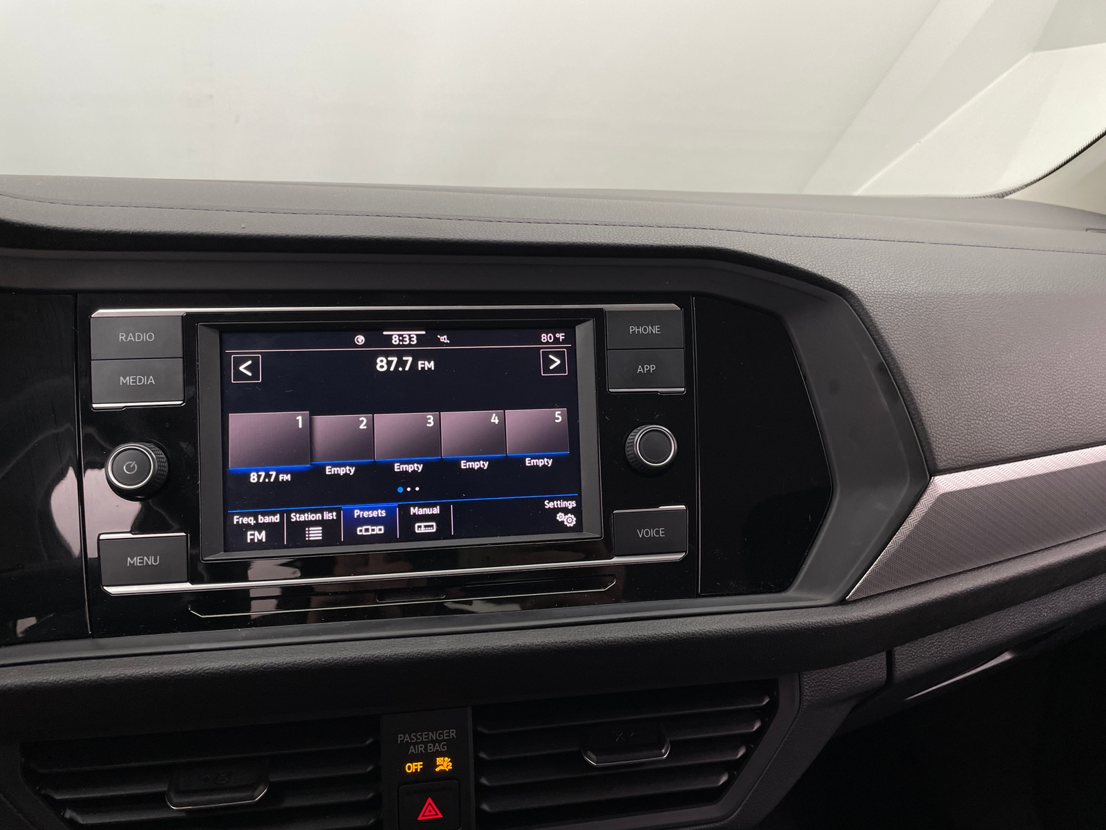 Thumbnail: 2021 Volkswagen Jetta - 4
