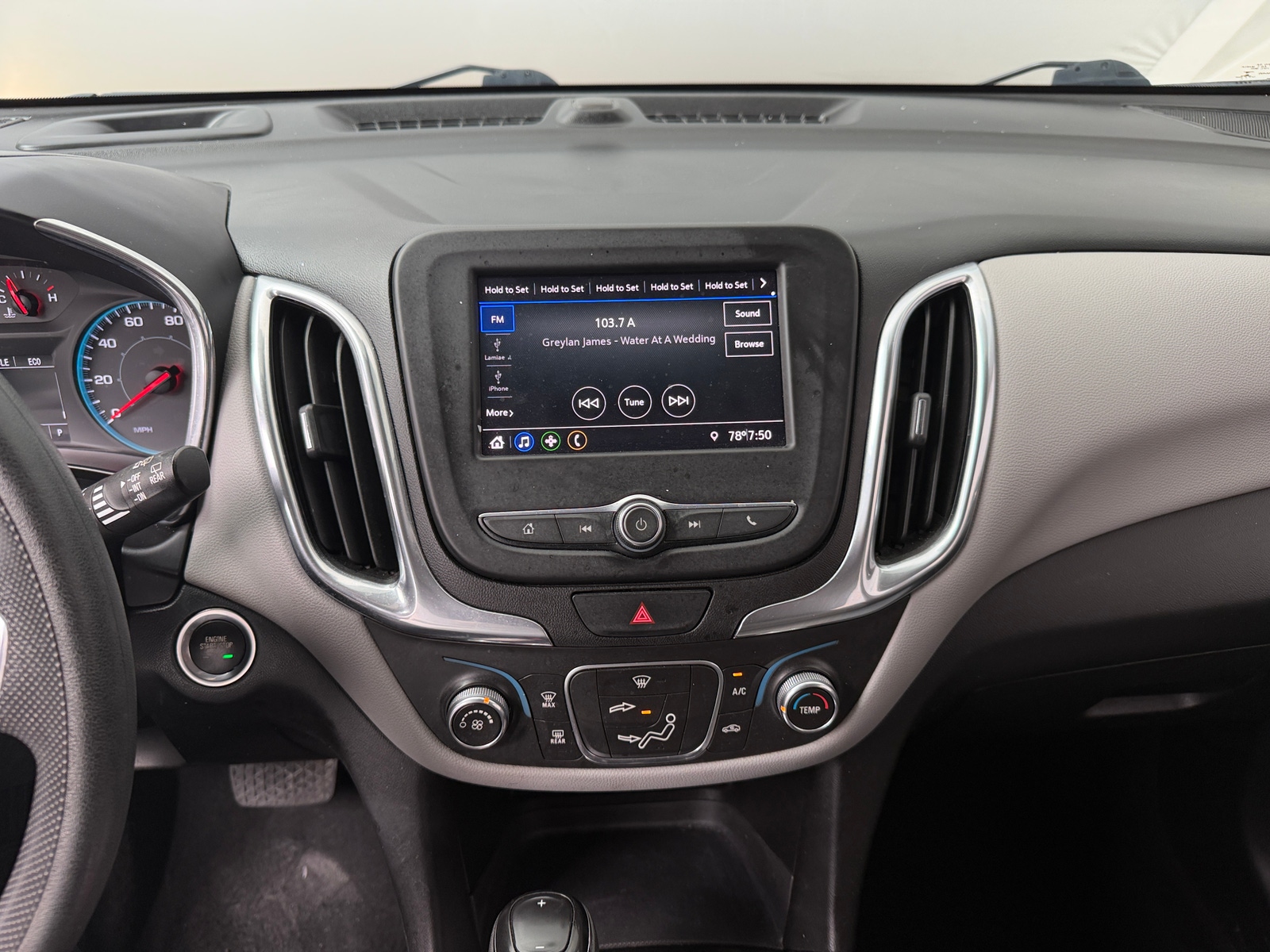 Thumbnail: 2020 Chevrolet Equinox - 4