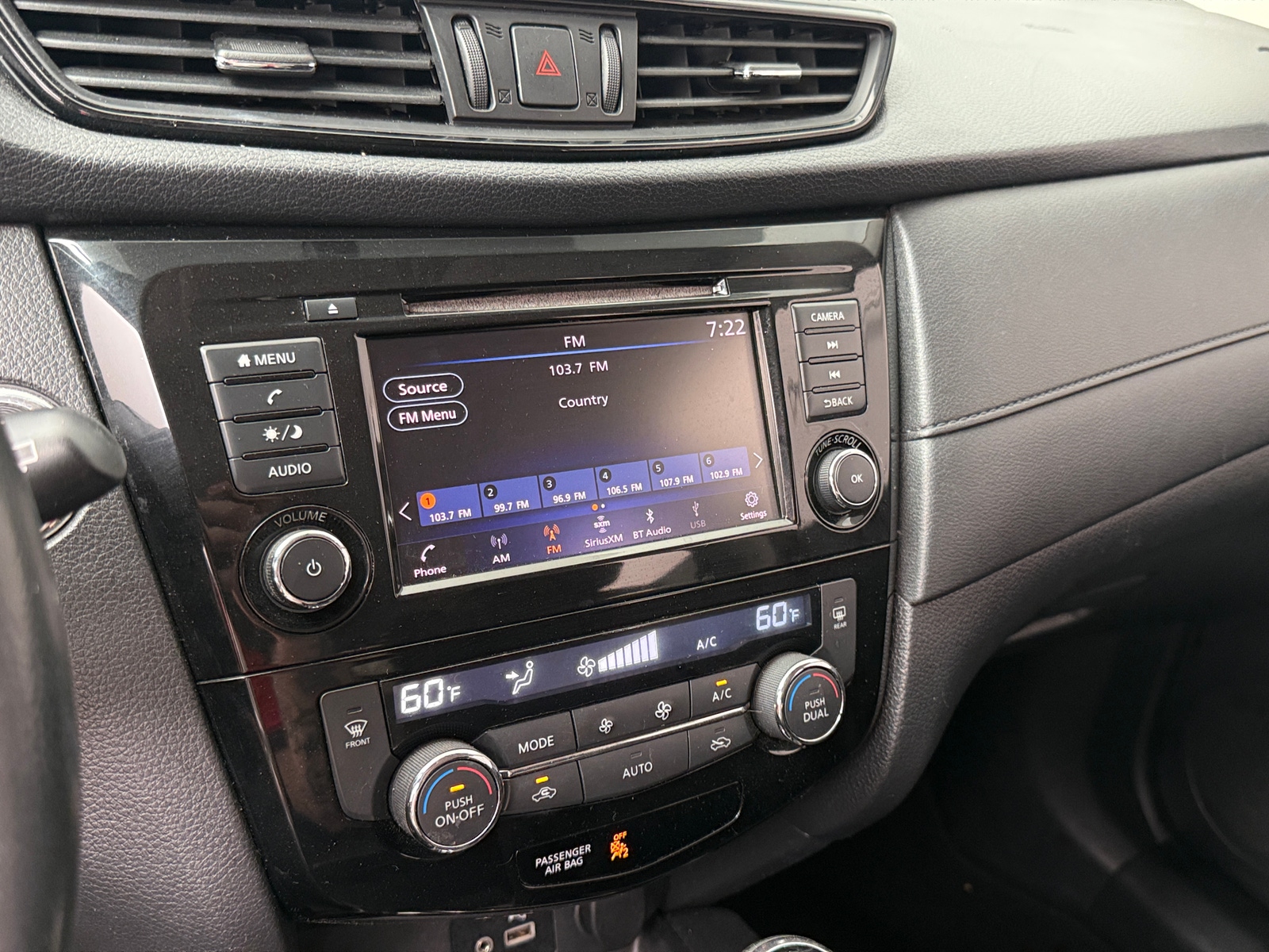 Thumbnail: 2018 Nissan Rogue - 4