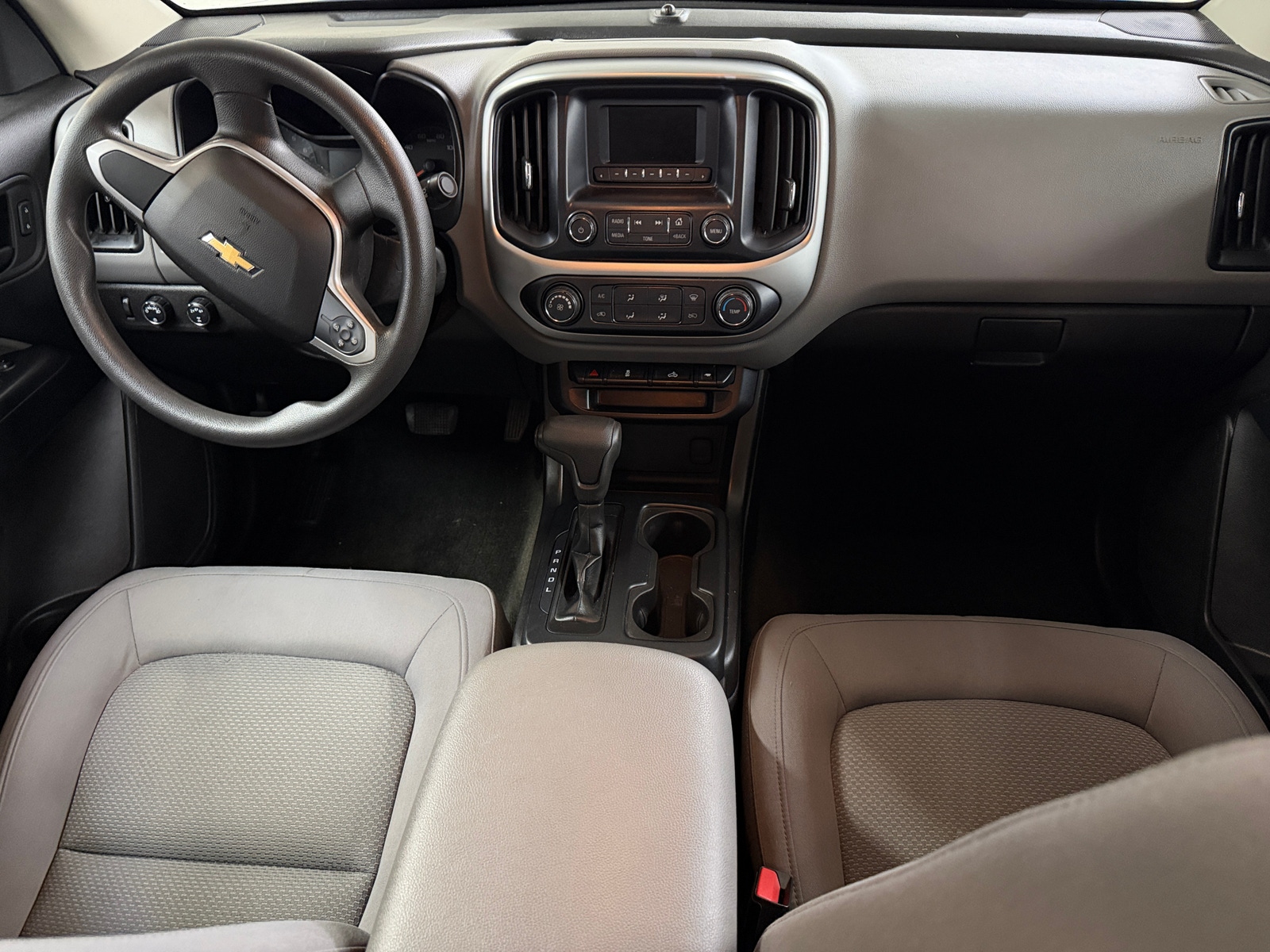 Thumbnail: 2017 Chevrolet Colorado - 3