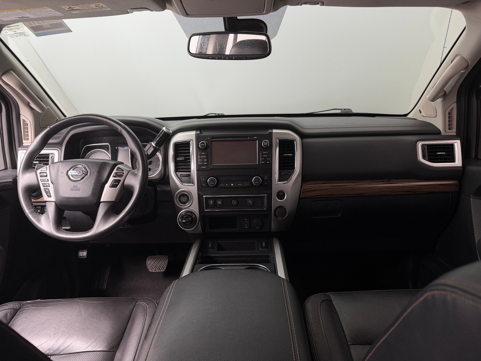 Thumbnail: 2018 Nissan Titan - 2