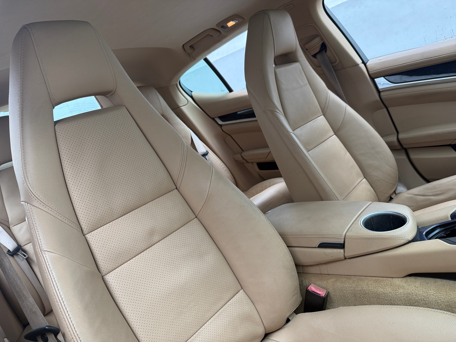 Thumbnail: 2014 Porsche Panamera - 2