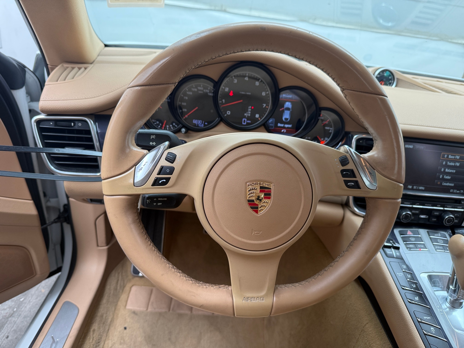Thumbnail: 2014 Porsche Panamera - 5