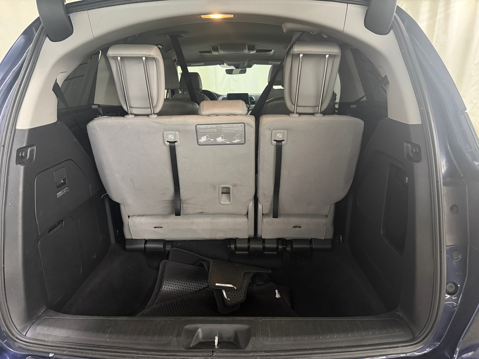 Thumbnail: 2020 Honda Odyssey - 6