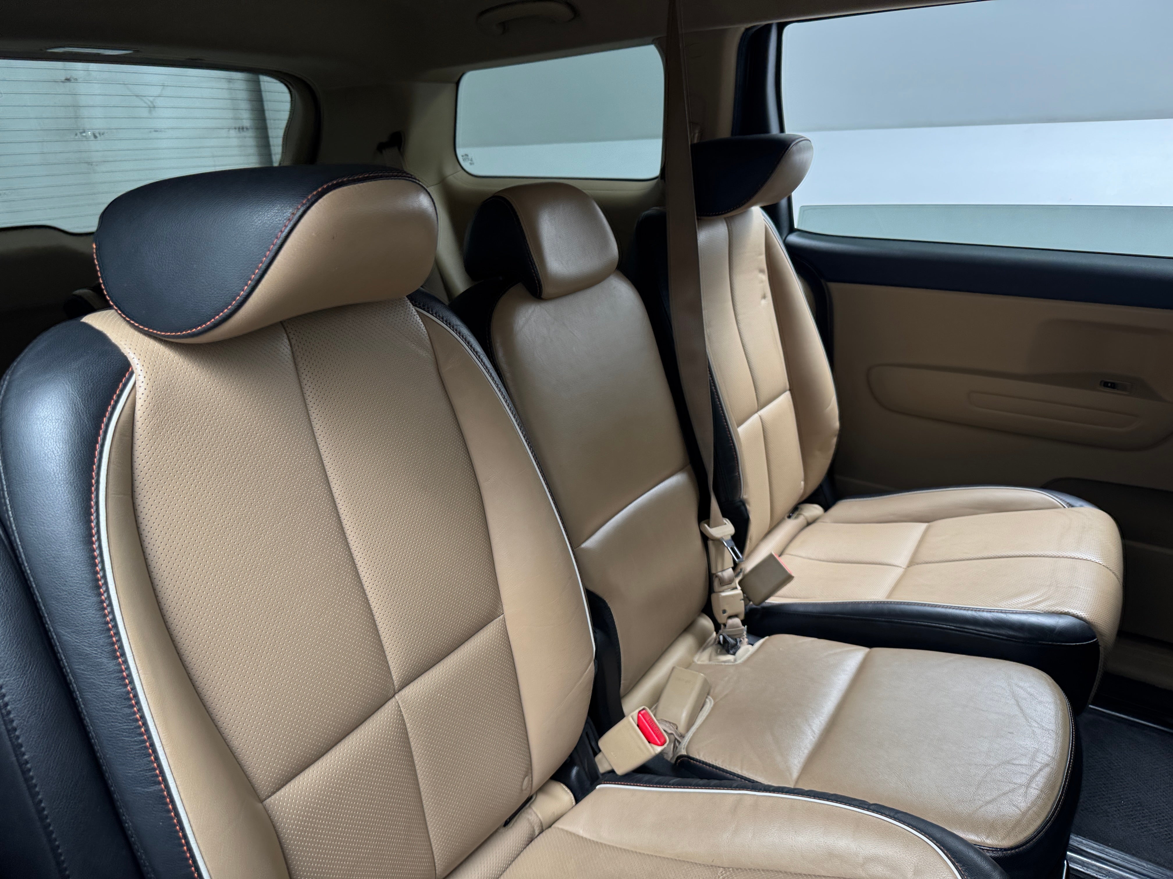 2016 Kia Sedona