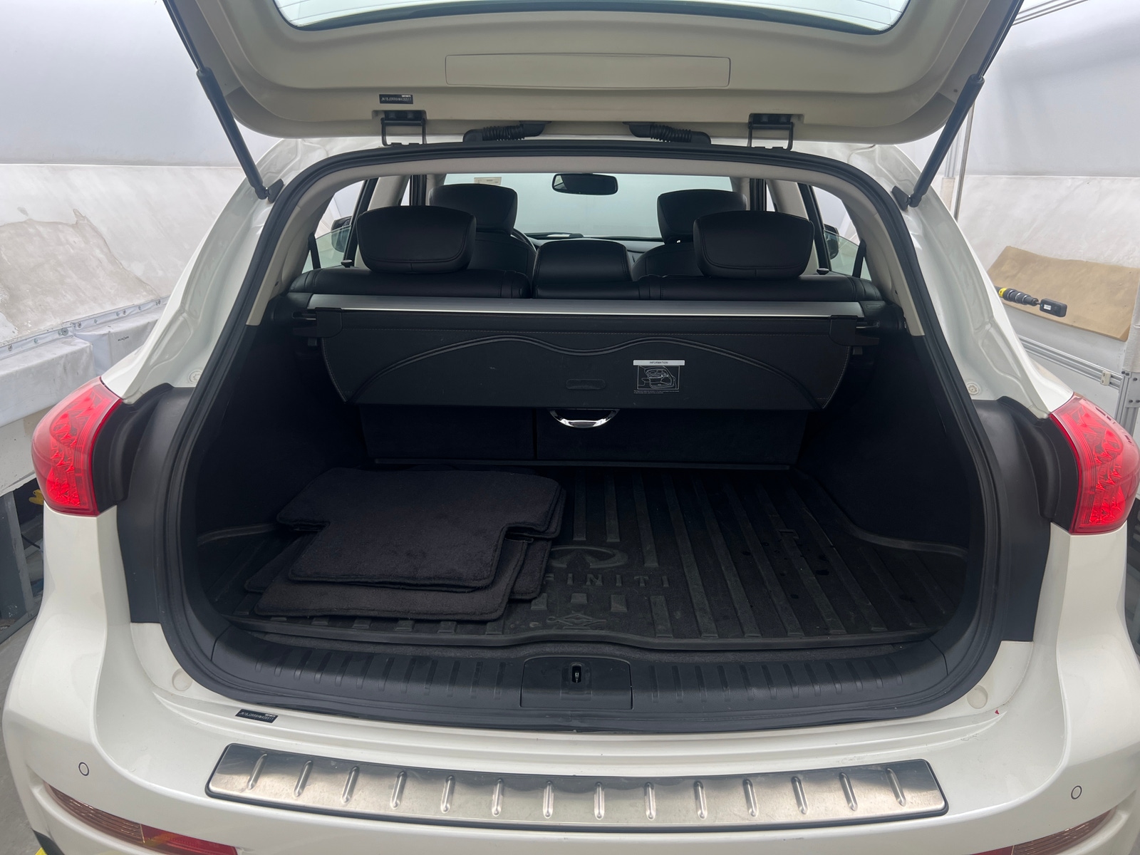 Thumbnail: 2017 INFINITI QX50 - 6