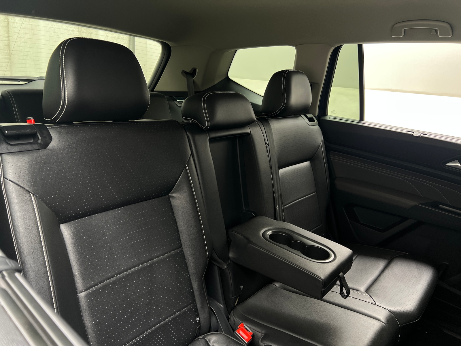 Thumbnail: 2021 Volkswagen Atlas - 6