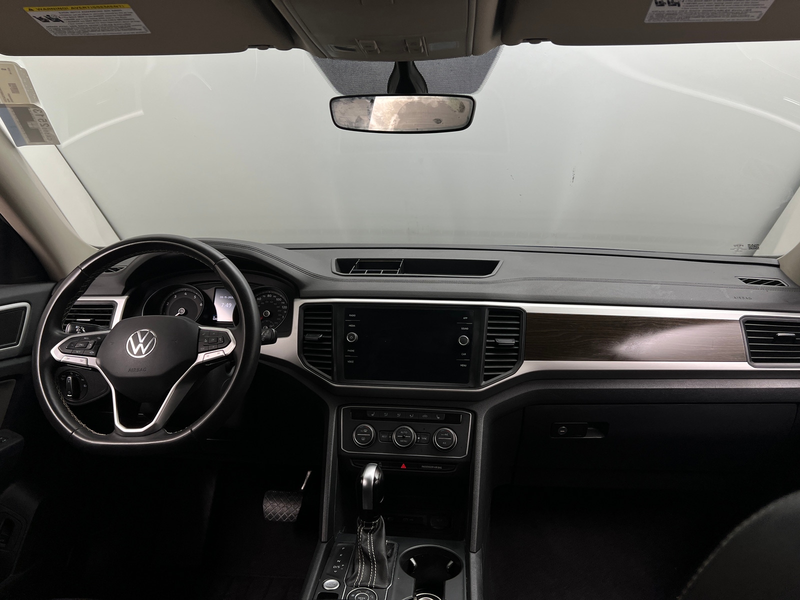 Thumbnail: 2021 Volkswagen Atlas - 3