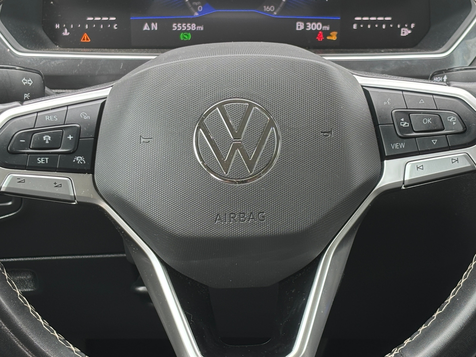 Thumbnail: 2024 Volkswagen Tiguan - 4